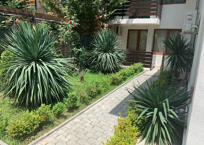 Oasis By The Sea Apartament *